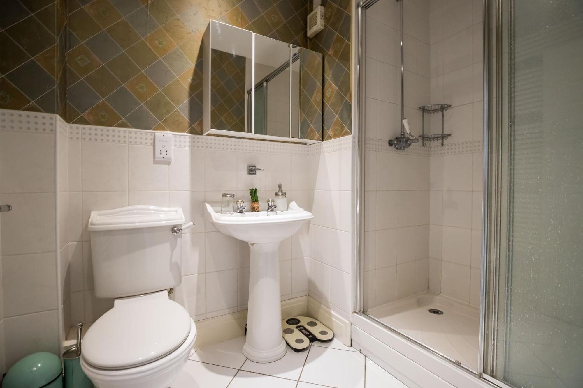 Spacious, 3 Bed House For 6 In Central Chester Hotel Buitenkant foto