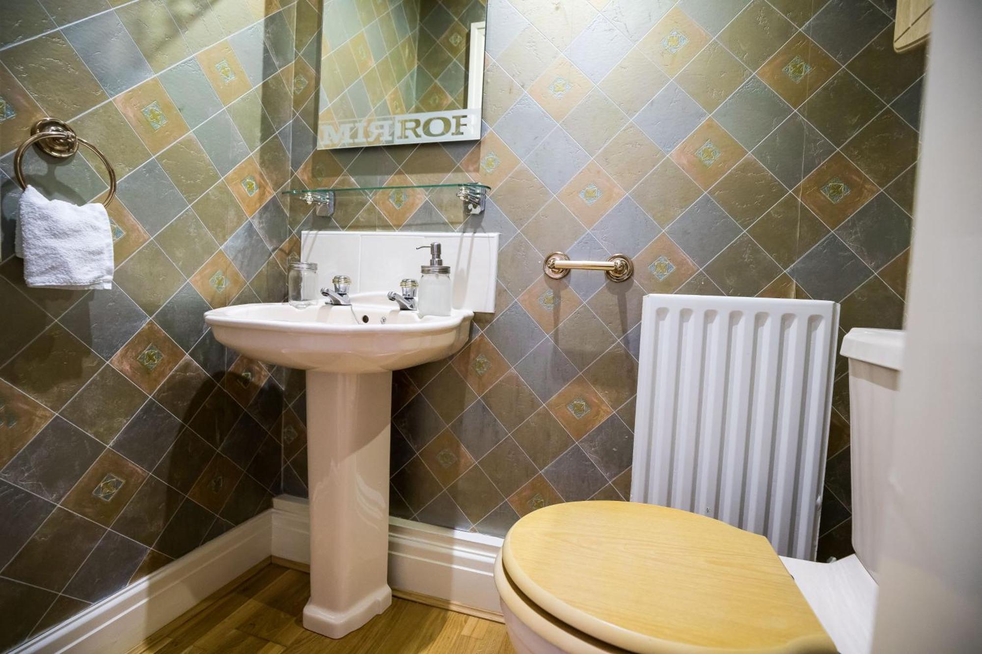 Spacious, 3 Bed House For 6 In Central Chester Hotel Buitenkant foto