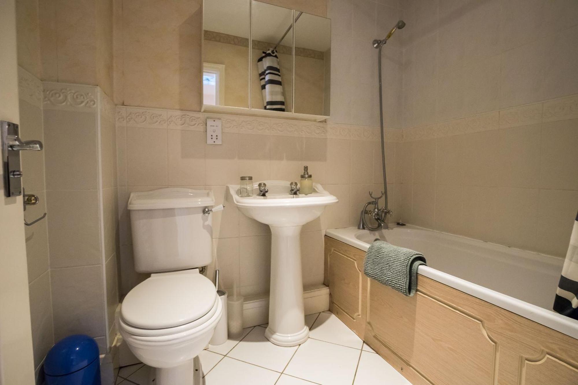 Spacious, 3 Bed House For 6 In Central Chester Hotel Buitenkant foto